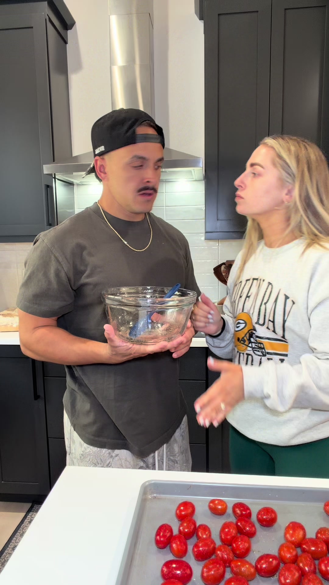 WE LOVE TO COOK TOGETHER